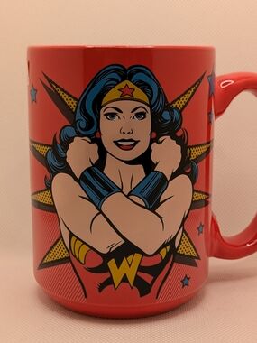 Wonder Woman Coffee Mug Strongest Woman Alive BIG 16 oz. zak! designs DC Comics
